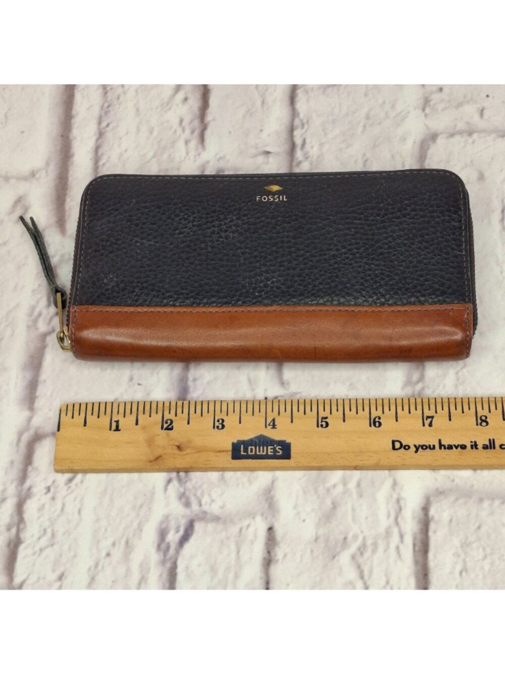 Fossil Womens Wallet W/ Card Slots & Coin Pocket Black & Brown Leather Zip-Aroun - Picture 4 of 8
